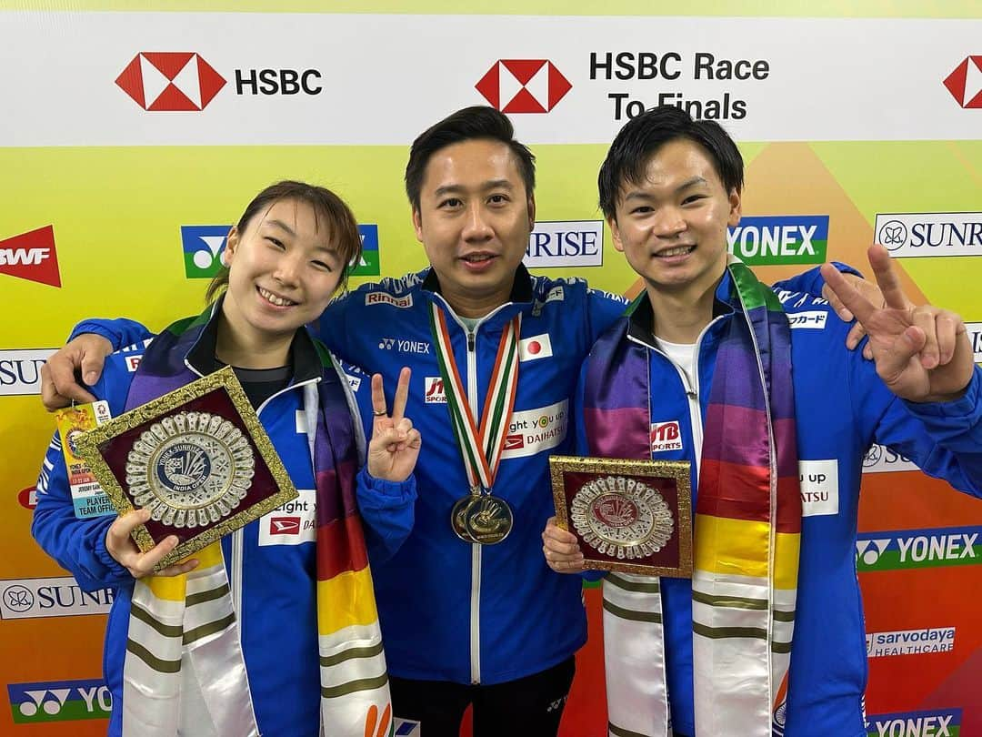 東野有紗さんのインスタグラム写真 - (東野有紗Instagram)「INDIA OPEN🏆🥇 2023年初タイトル！！ たくさんの応援ありがとうございました😊  WANG Yi  Lyu Get well soon  Happy Chinese New Year🎉 First title of 2023🥇 Thank you for all your support！  #ワタガシ @badmintonphoto_official」1月22日 17時11分 - aripei.meee