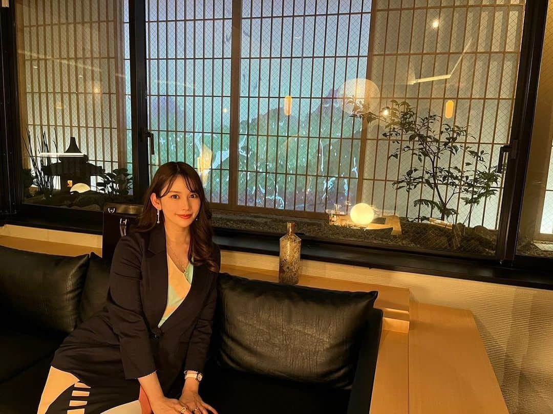 のインスタグラム：「今夜は、GetReady!3話の放送です😌  その後、Paraviにて、火曜ドラマ"夕暮れに手をつなぐ"とのコラボ企画ドラマ「ゲトレ夕暮れ大暴れ」の3話も配信です！  玲於奈も3話から登場しますので、ぜひご覧ください☺️🌸」