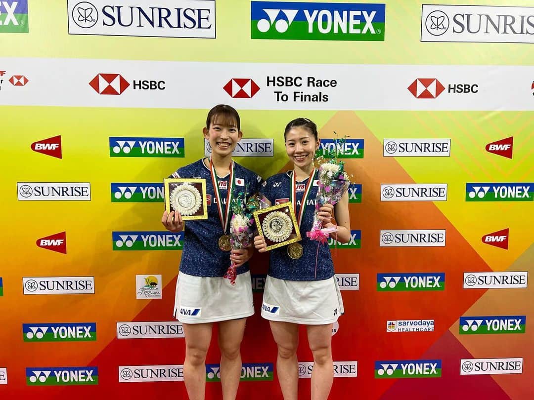 松山奈未のインスタグラム：「. . . YONEX SUNRISE India Open 2023 🇮🇳🥇  復帰戦で優勝できたことに驚きもありますが、素直にとても嬉しいです🥹 復帰を待ってくれたちいに感謝して、来週のインドネシアも頑張ります✊🏻 たくさんの応援ありがとうございました🙇🏻‍♀️  そして、今日の熊本リーグでもチームの勝利と応援ありがとうございました‼︎ 次のTOP4での応援もよろしくお願いします🙇🏻‍♀️」