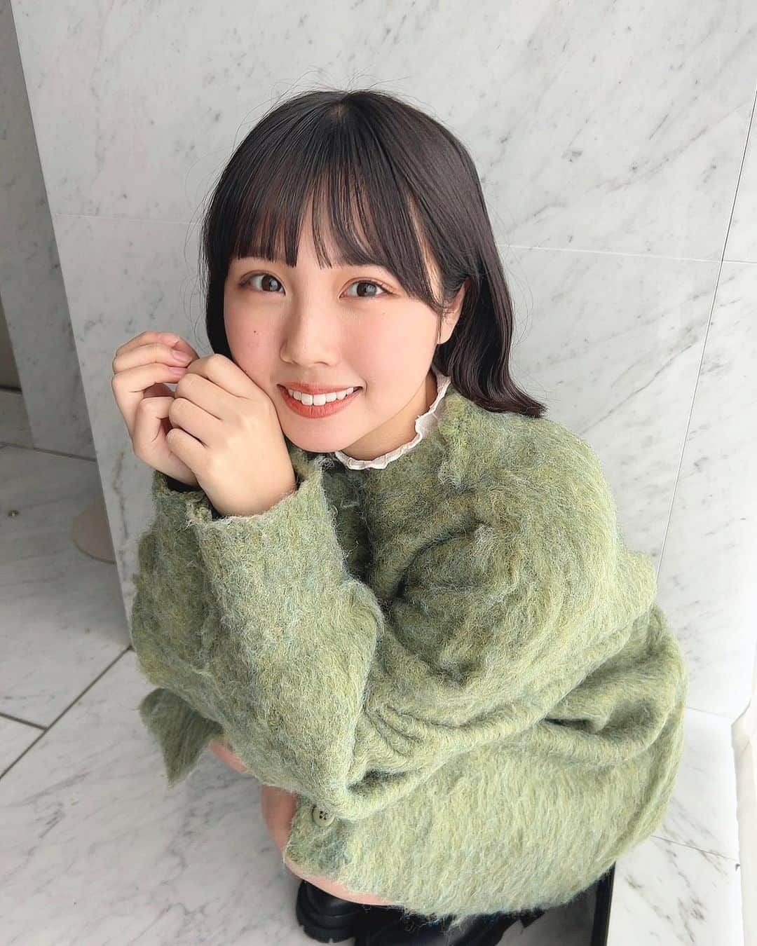 古舘葵のインスタグラム：「✿ . . . . . 🥦🥦🥦   #NGT48 #idol #ボブ #knit  #ootd」