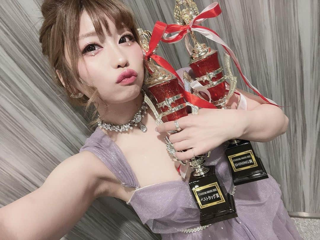 中野たむのインスタグラム：「🏆🏆」