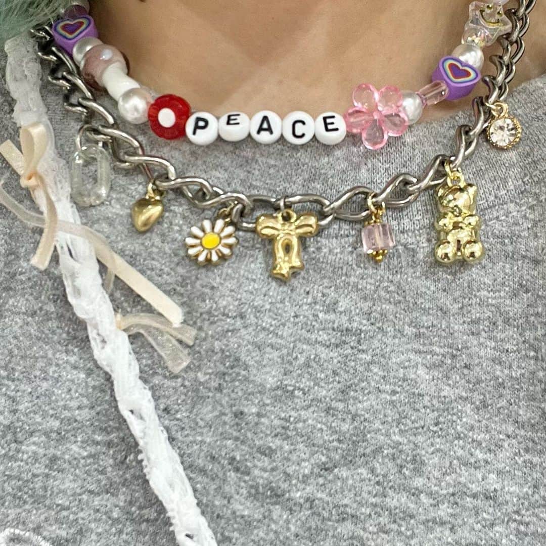 HONOKAのインスタグラム：「🐻‍ᵃⁿᵈ✌🏻  くま好きはいくつになっても変わらないみたい🌼」