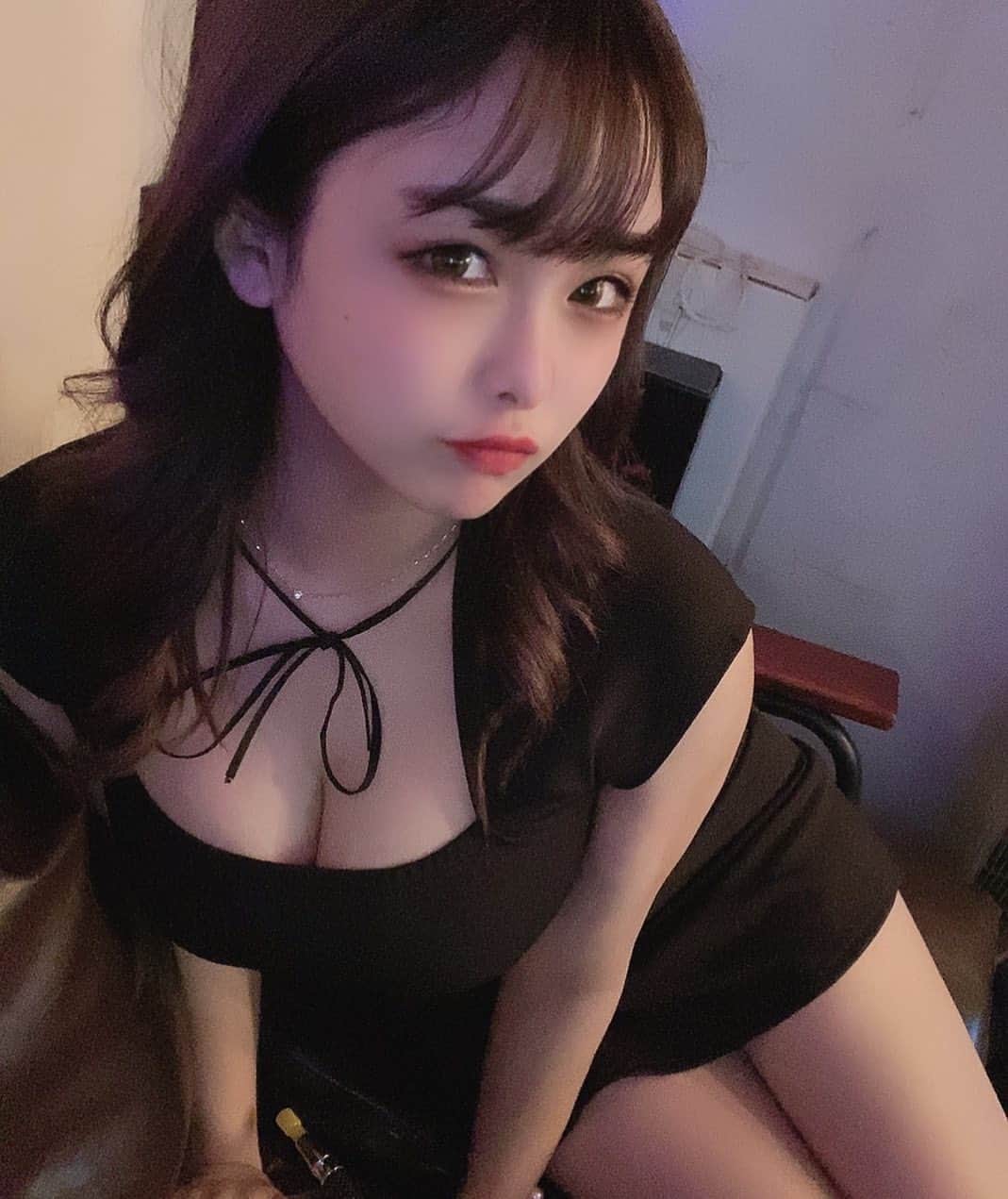 永瀬永茉のインスタグラム：「にゃ🐈‍⬛」