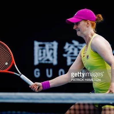 アリソン・バン・アイトバンクのインスタグラム：「That's it for me in @australianopen thanks @angie_kalinina for playing with me 😃 time to go home and prepare for the next tournament✈️ #letsgo   #hubo  #filatennis  #headtennis_official  #wcupnutrition  #signumpro」