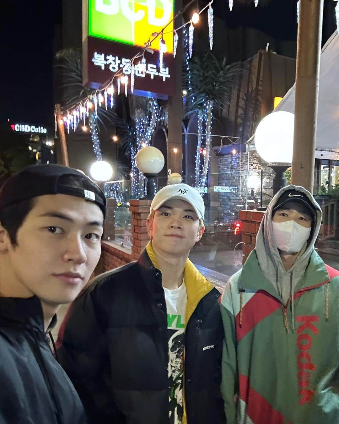 イ・スンヒョプ（N.Flying）さんのインスタグラム写真 - (イ・スンヒョプ（N.Flying）Instagram)「LA ! We love u ❤️」1月23日 16時26分 - sssn9_zzzn9