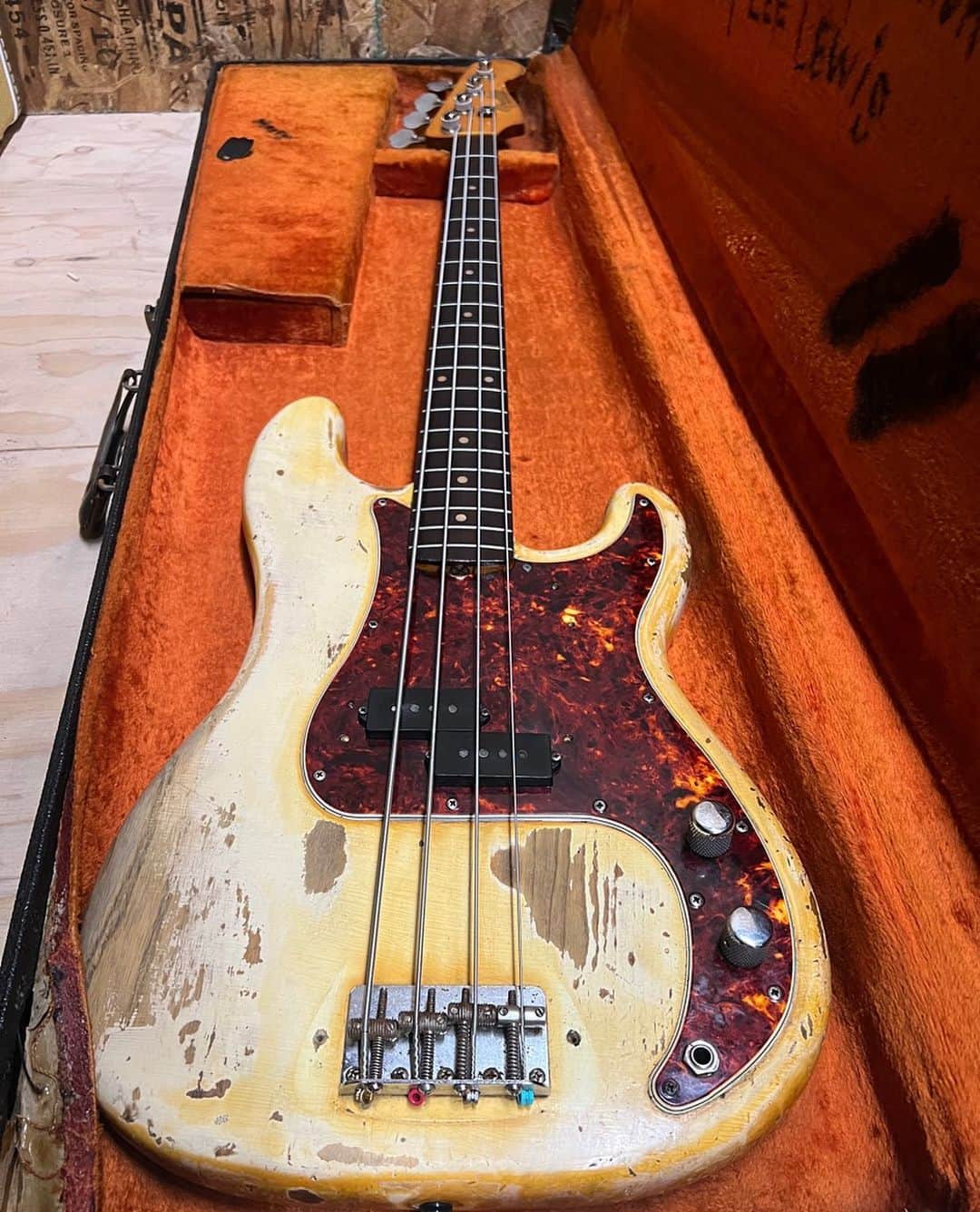 マイク・ダーントのインスタグラム：「I’m just gonna leave this right here… 🤤🎶」