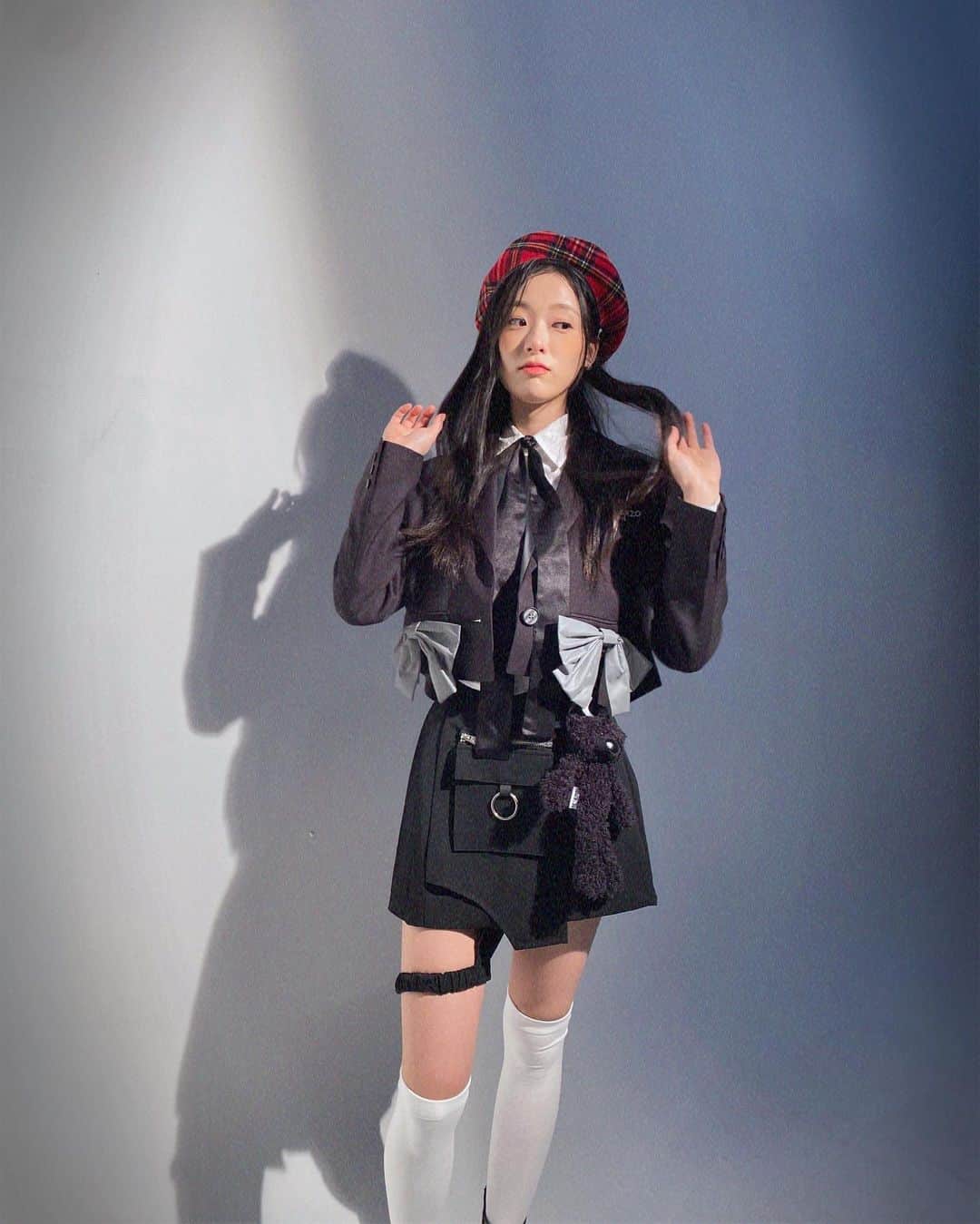 ジンソルのインスタグラム：「❤️🖤」