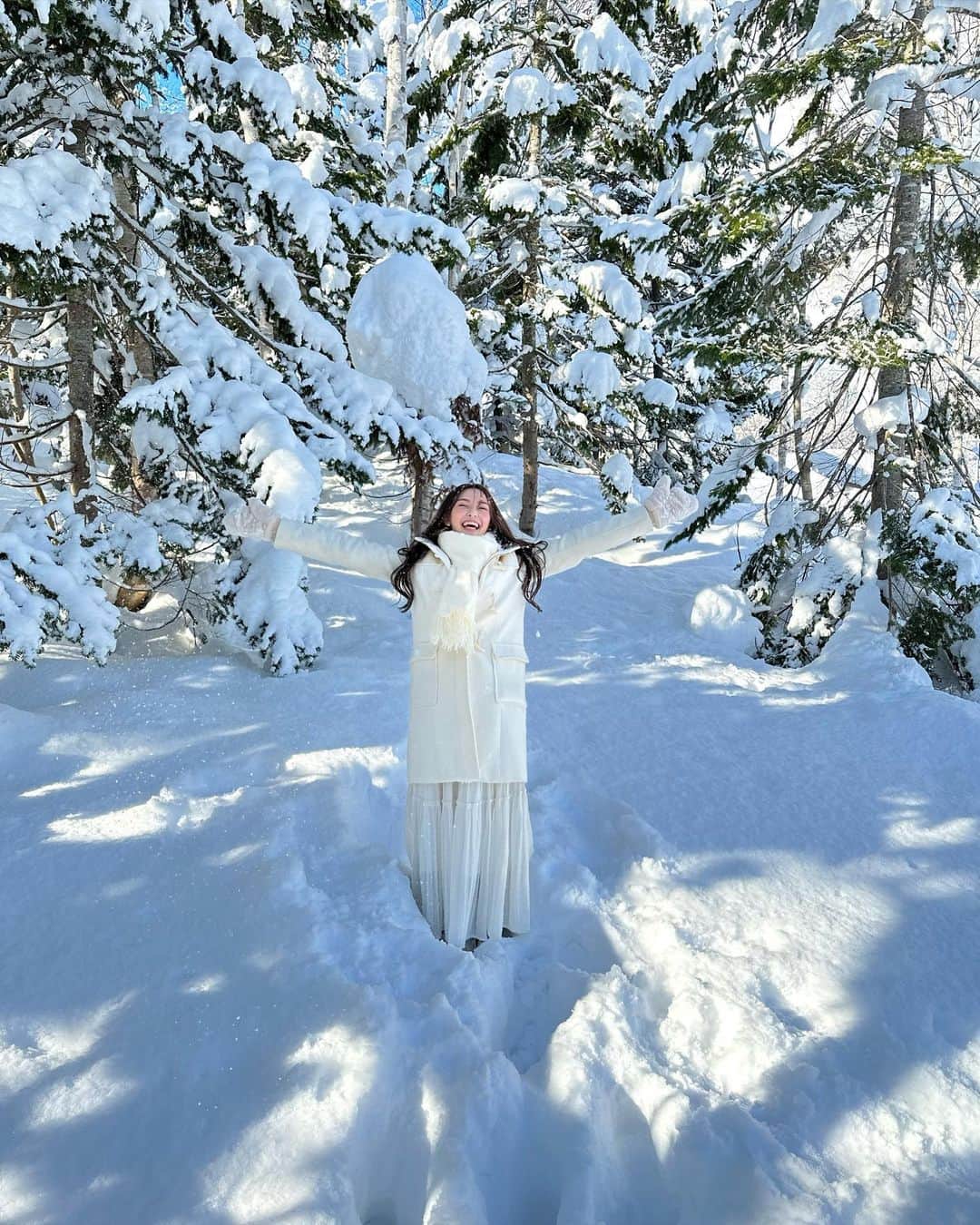 神田藍香さんのインスタグラム写真 - (神田藍香Instagram)「𝐻𝑜𝑘𝑘𝑎𝑖𝑑𝑜⛄️ ⁡ 初めてのニセコ  天気も良くて最高でした☀️ ⁡ ⁡ ⁡ ⁡ ⁡ .」1月23日 12時24分 - kaatan0522