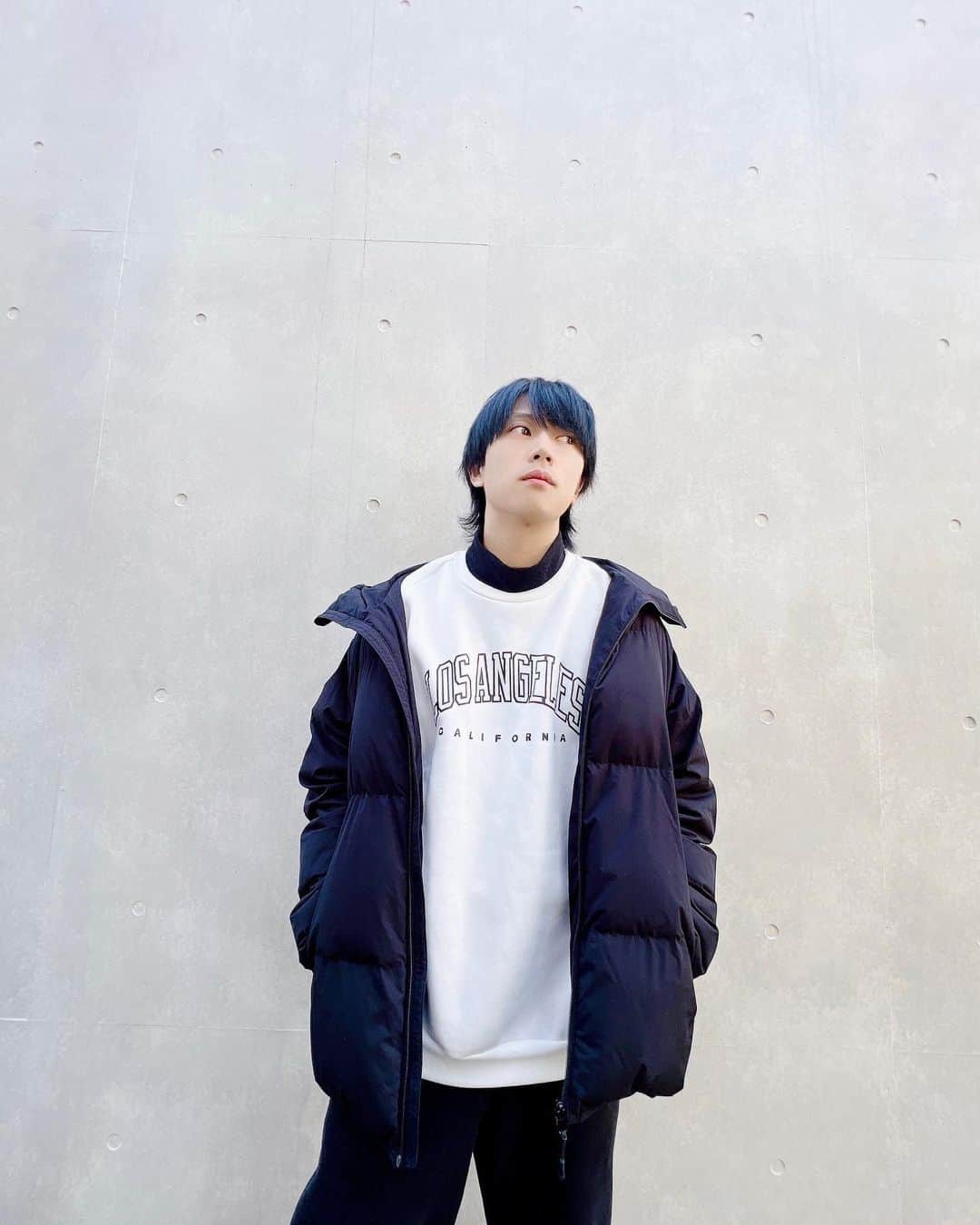 芹沢尚哉のインスタグラム：「1枚目と2枚目📸 どっち派〜？？💕🥰」