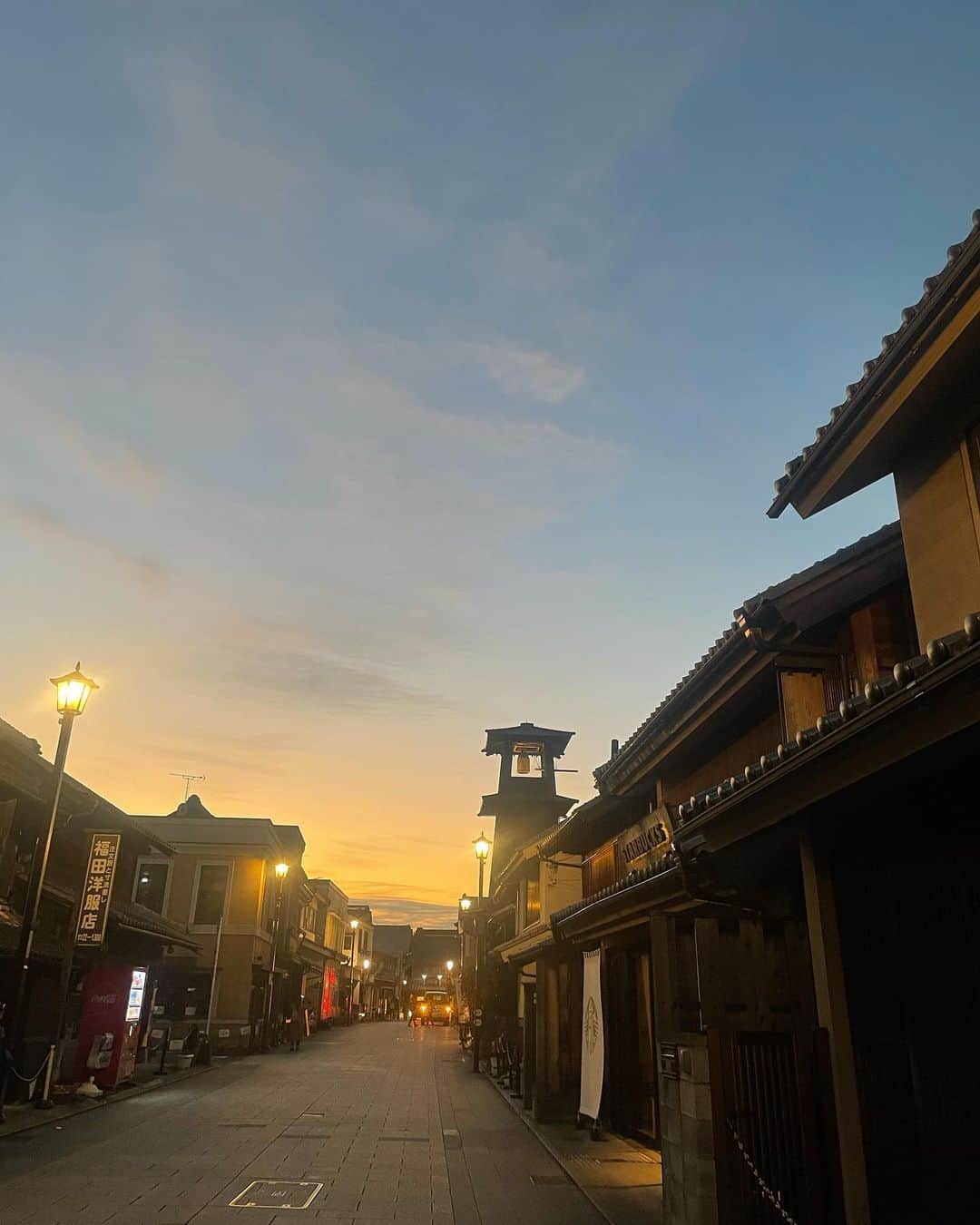 橋本乃依さんのインスタグラム写真 - (橋本乃依Instagram)「☺︎ お散歩しながら素敵な風景や美味しいものを写真におさめる時間が好きです。 カメラロールが幸せ☺︎ おかけで絶賛容量不足♩  #おさんぽ #のいカフェさんぽ」1月23日 15時05分 - noihashimoto_official