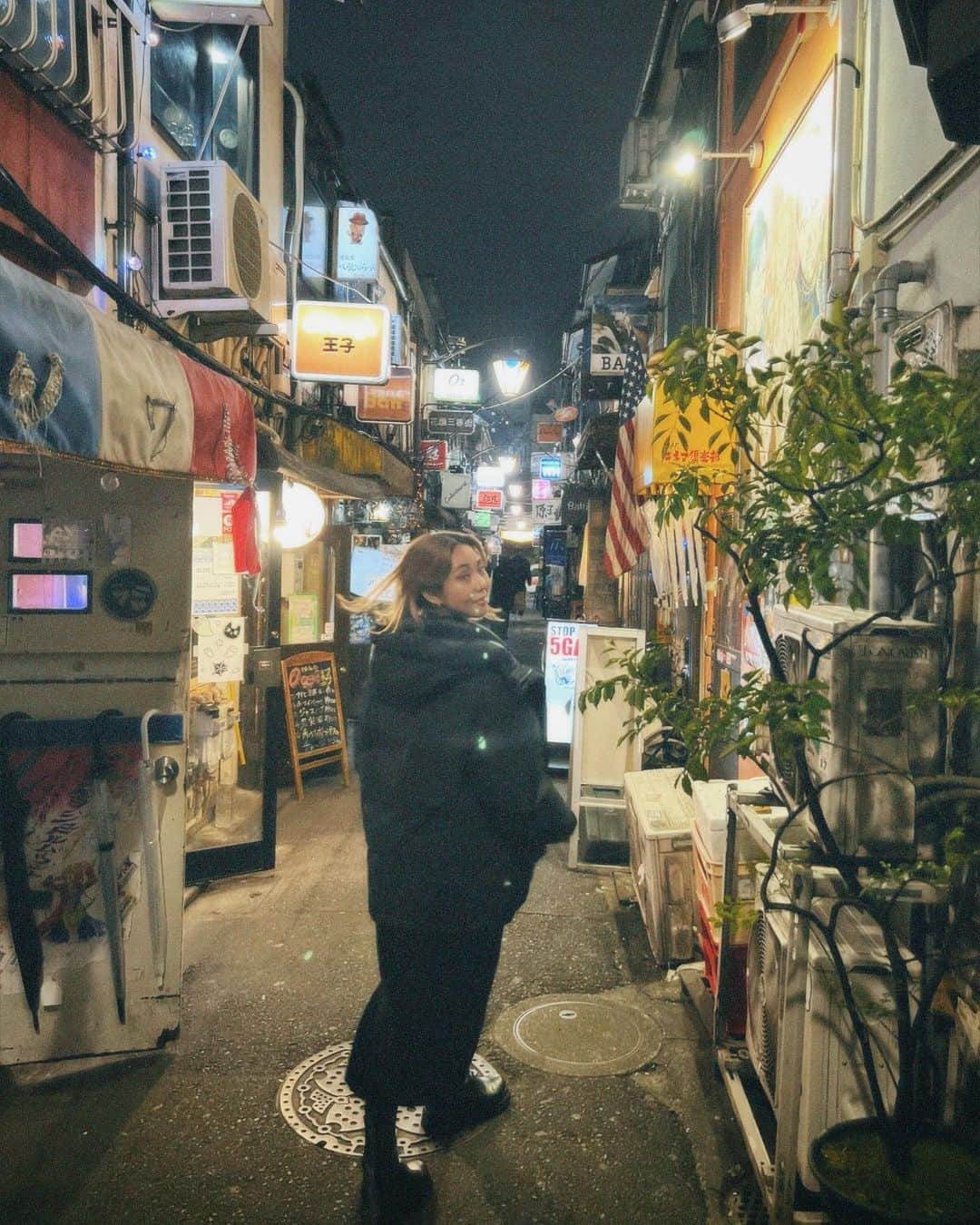 出浦寛子（HIROKO）さんのインスタグラム写真 - (出浦寛子（HIROKO）Instagram)「🥇🥇🥇 ⁡ お腹いっぱいの日💓 ⁡ #新大久保#新宿#ゴールデン街」1月23日 17時13分 - detsuko