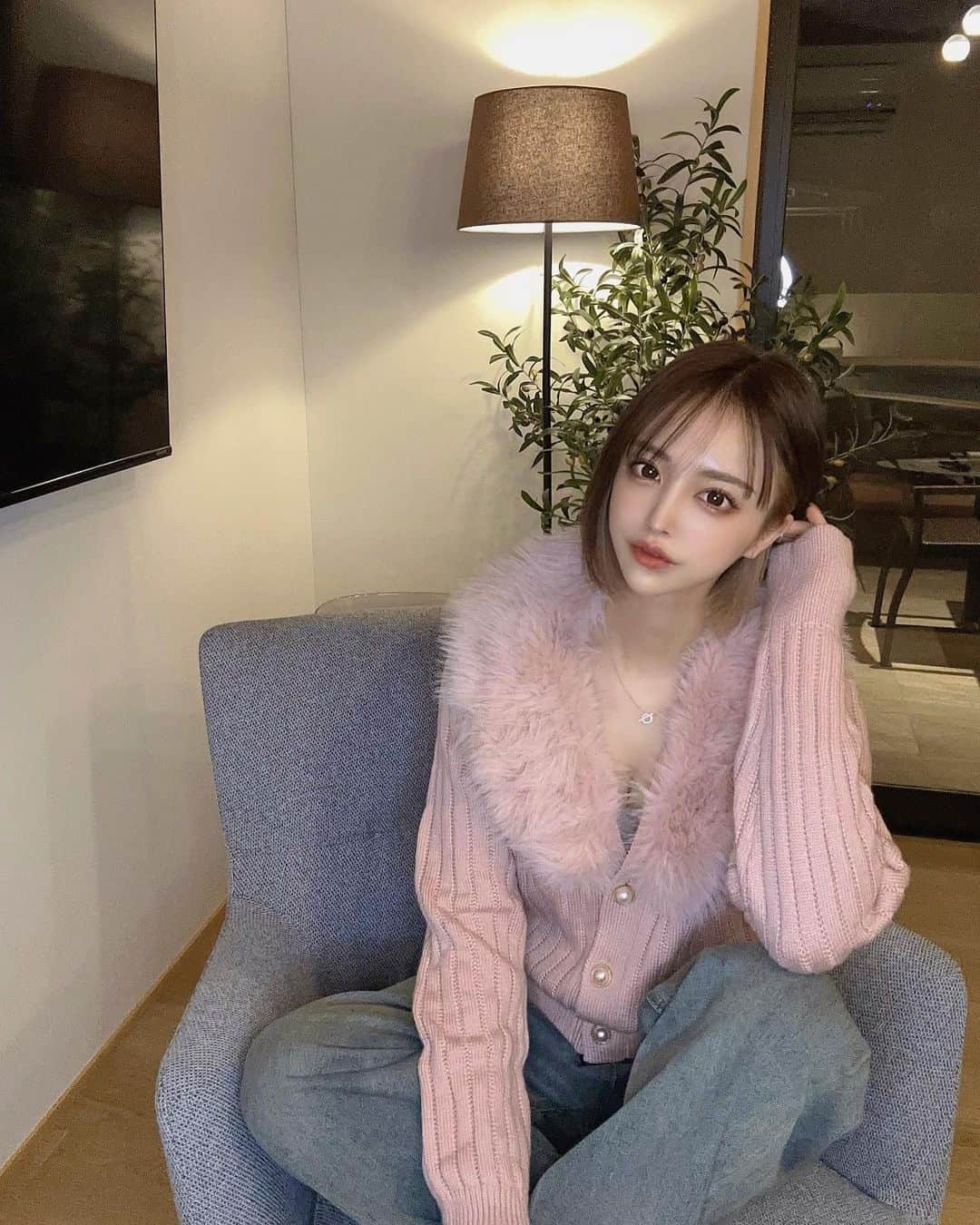 のインスタグラム：「最近のSHEINコーデ🫣❤️ @shein_japan  質もよくて高見え🫶✨ 今回も当たりだったー🥰💕💕💕 商品ID載せておくね✨ 1枚目→11744111 2枚目→12032021 ． ． 今回も私のフォロワーさん専用のクーポンコード発行して貰えました🙌🉐 クーポンコード：sakikichi2023 お買い上げ金額1～5,999円まではセール価格より15%OFF、 6,000円以上は20%OFFが適用されるよ❤️ 利用期限：3月末まで ． #SHEIN #SHEINforall #ad」