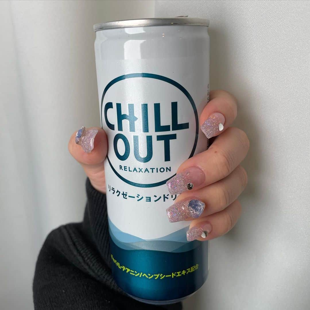 ゆらのインスタグラム：「クソデカパーツを添えて」