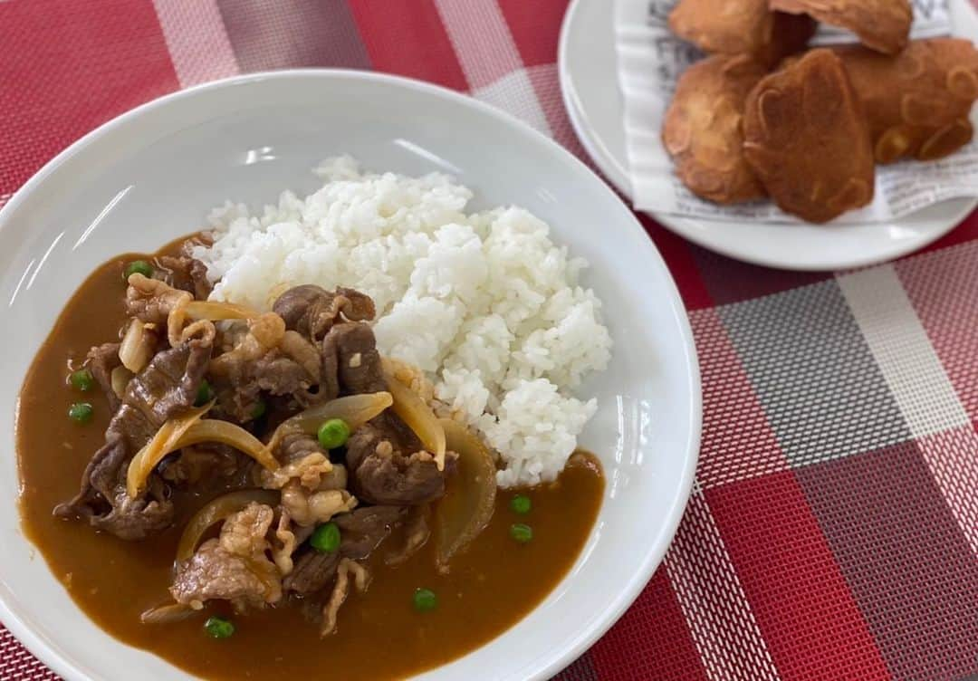 桝田沙也香さんのインスタグラム写真 - (桝田沙也香Instagram)「* ・洋食屋仕立てのハヤシライス  寒い日には、 コトコト煮込んだものを食べたくなりますね🥘 ブラウンソースも上手くできた😙  地方によっては 〝ハイシライス〟とも呼ぶそうですね🤔  #料理#手作り#洋食#献立#ハヤシライス#りょうりすたぐらむ #くっきんぐらむ #ごはん#アナウンサー#テレビ朝日アナウンサー#桝田沙也香」1月23日 21時11分 - sayaka0masuda