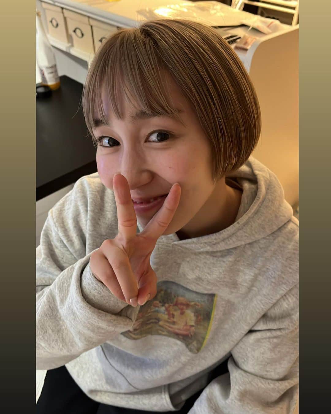 宮崎早織のインスタグラム：「約1年ぶりに前髪切ったよ💖  いつも ありがとうございます💖」