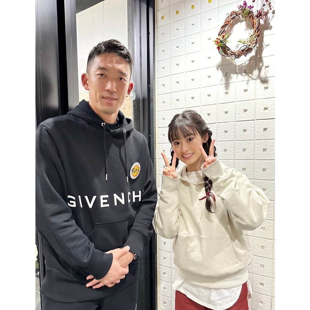 井本彩花のインスタグラム：「． “日本の守護神”権田選手と⚽️✨  #帰れマンデー見っけ隊  ご覧頂きありがとうございました！！」