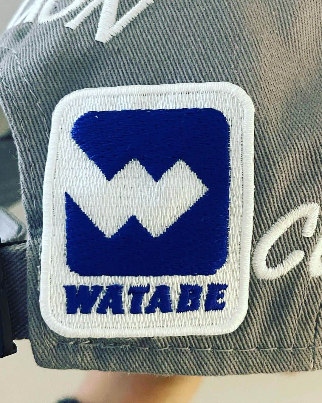 のインスタグラム：「昨年に引き続き 今年も株式会社ワタベ様に スポンサーをしていただけることになりました☺️ 昨年よりも良い結果を残せるように 頑張ります💪  2枚目が去年の夏にラウンドご一緒した 写真になってしまいすみません😅  #ワタベ #スポンサー #プロゴルファー  #北村響　#応援 #よろしくお願いします」