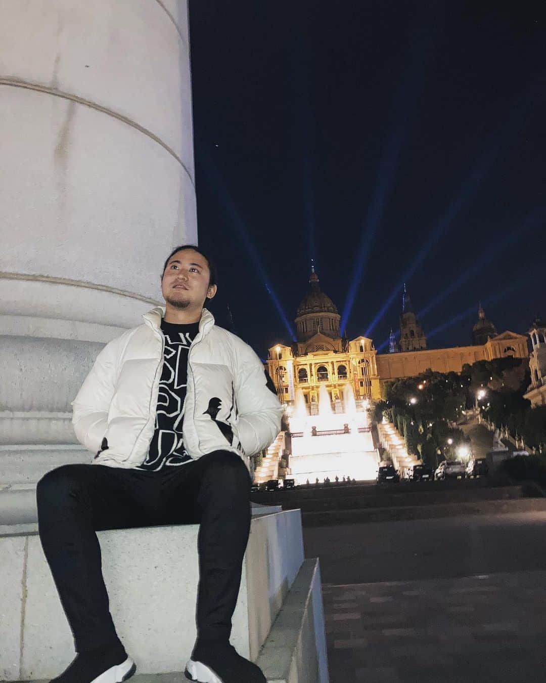 のインスタグラム：「【Goodbye Barcelona👋】 ⁡ もうすぐでバルセロナ生活が終わり 日本に1年3ヶ月ぶりに帰国！ ⁡ 今回の日本の滞在期間は1ヶ月くらい ⁡ バルセロナ良いところだったなぁ〜！ またいつか住みに戻りたい ⁡ ⁡ #起業家 #パーマネントトラベラー #バルセロナ #スペイン #世界を旅する #旅人 #海外生活」
