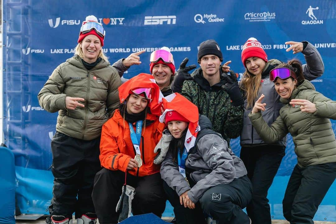 レベッカ・ストッツさんのインスタグラム写真 - (レベッカ・ストッツInstagram)「Thank you @swissuniversitysports and @lakeplacid2023 for the great and well organized event 🇺🇸 ❄️   Und natürlich es grosses Danke an alli Athlete, Coach, Stuff, Medical etc. für die tolli Ziit und starche Leistige 💪🏼 super gsi mit eu :)」1月24日 19時19分 - rebekka_stotz