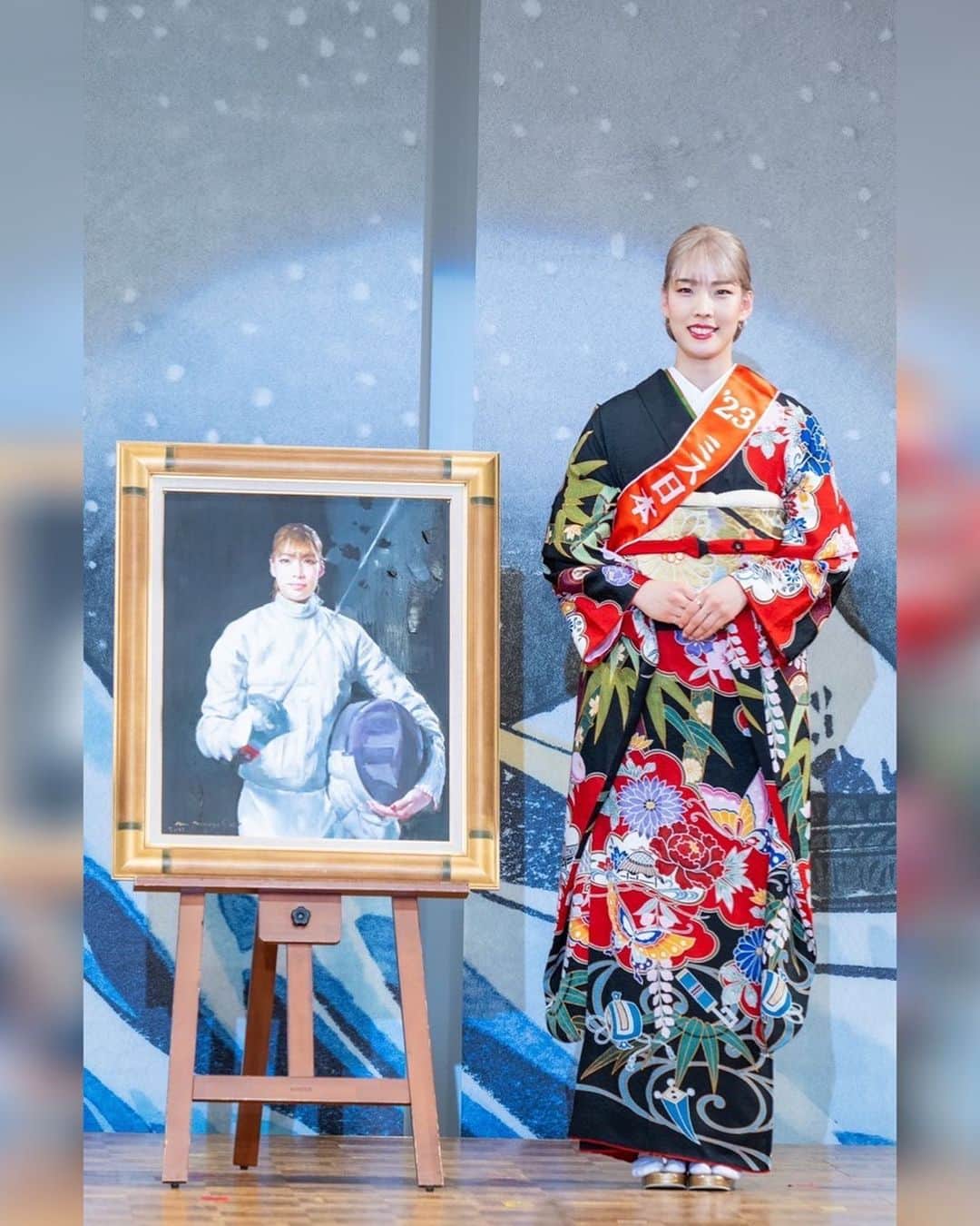 江村美咲のインスタグラム：「【特別賞 和田静郎特別顕彰ミス日本】 ⁡ コンテストは最初から最後まで目が幸せな時間でした😌 ファイナリストの13名全員がそれぞれの魅力を持ち堂々とステージに立つ姿がとても素敵でした。 受賞された皆様おめでとうございます✨ ⁡ 貴重な経験、光栄な賞、宝物になる肖像画、関係者の皆様とこれまで支えてくださった皆様に心から感謝申し上げます。 ⁡ 📷ミス日本協会提供  #ミス日本 #ミス日本コンテスト」