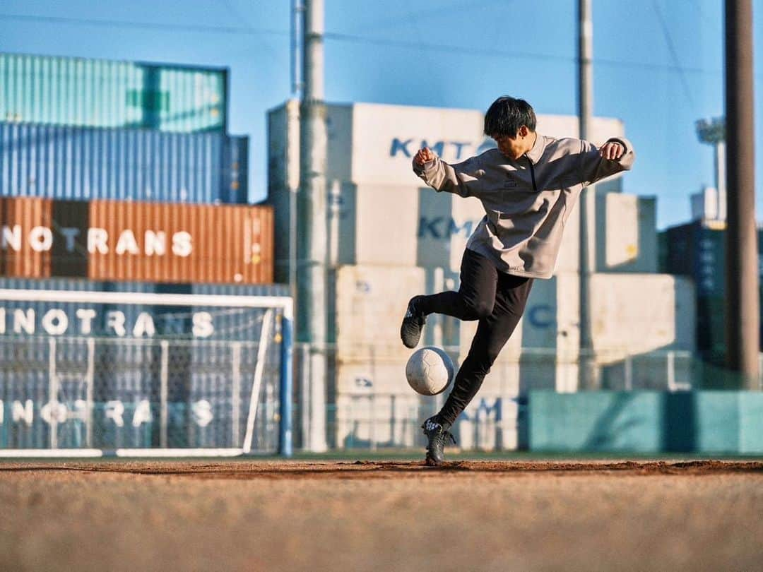 町田也真人さんのインスタグラム写真 - (町田也真人Instagram)「オフ期間中に撮影してもらいました⚽️  HPチェックしてみてね👍  #svolme #スボルメ #スボルメファミリー」1月24日 15時52分 - yamato.machida