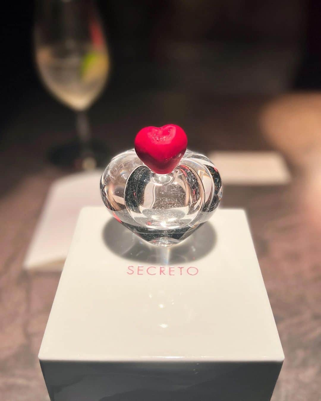 舞川あいくのインスタグラム：「SECRETO...🤫❤️ 秘密だけど 秘密にしたくないお店。  #secreto #dineer」