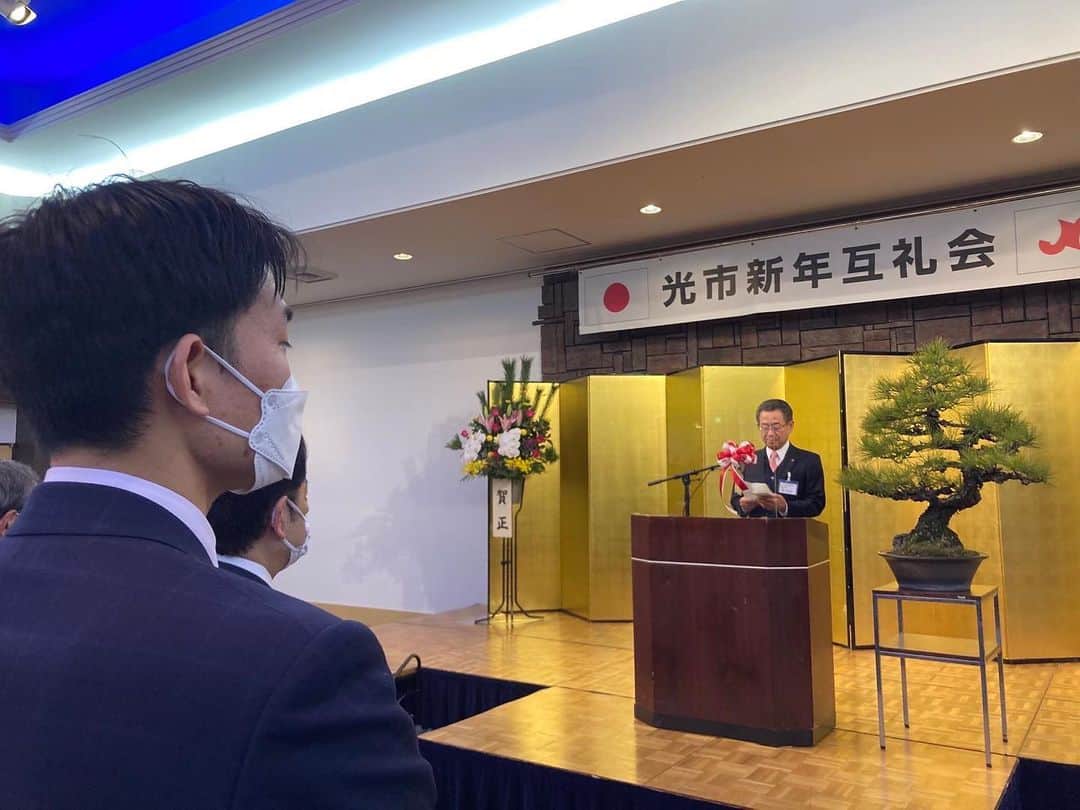 岸信夫さんのインスタグラム写真 - (岸信夫Instagram)「新年の地元での各地の互礼会、出初式には長男が代理出席。 皆様、本年も宜しくお願いします。 #岸信千世 #岸のぶちよ」1月24日 18時53分 - kishi_nobuo