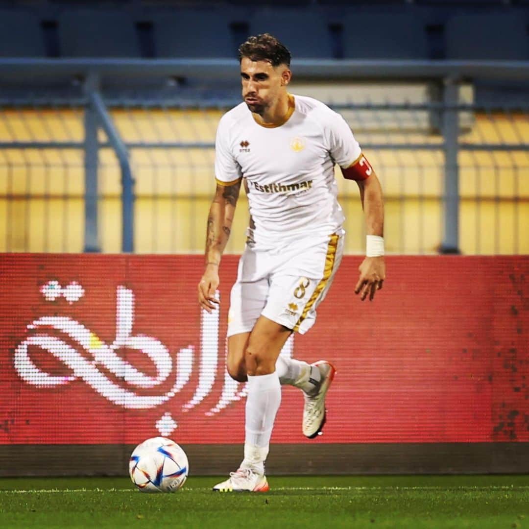 ハビ・マルティネスのインスタグラム：「3 points to continue with the good dynamic and the right way. #yallah」