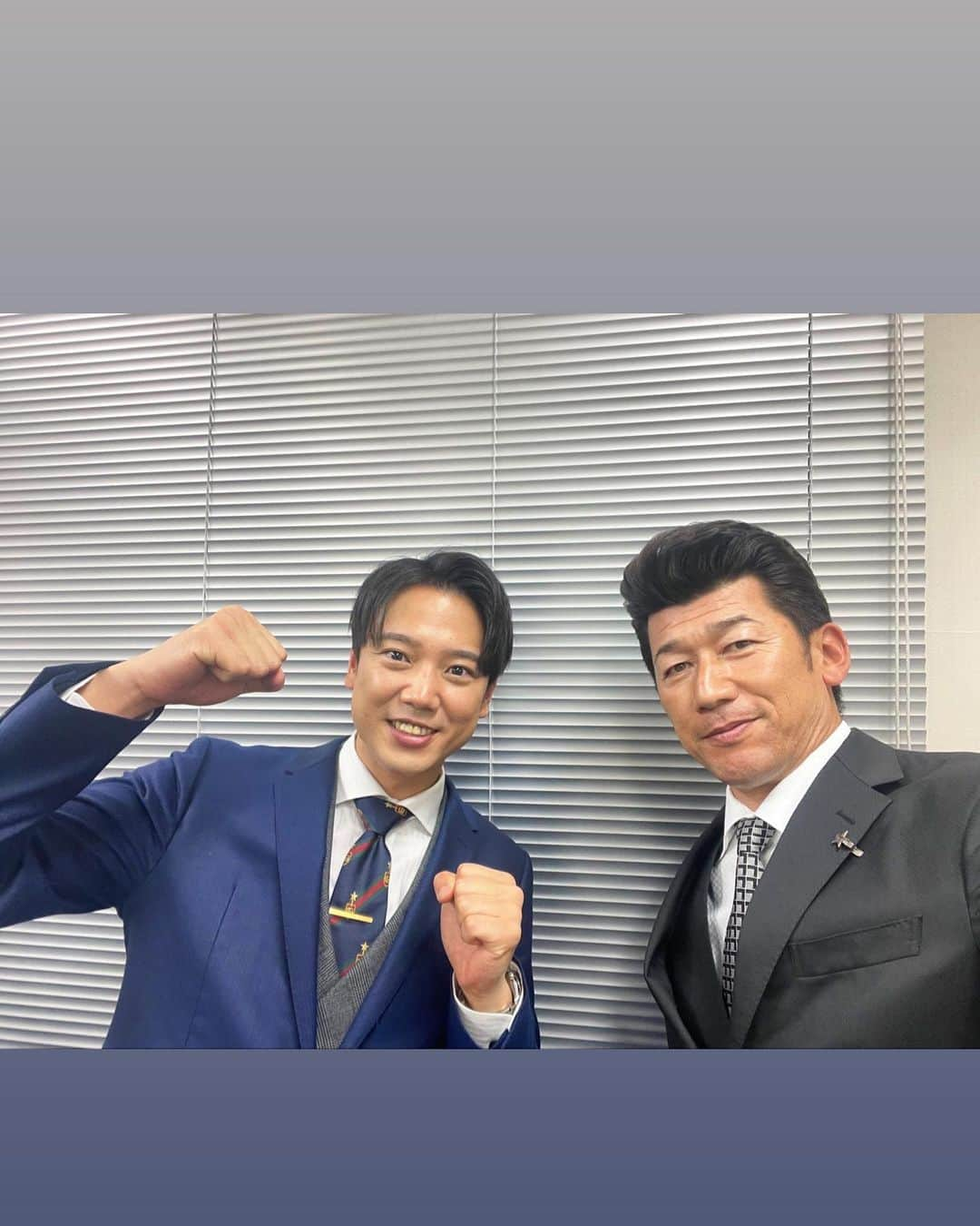 黒崎貴之さんのインスタグラム写真 - (黒崎貴之Instagram)「ㅤㅤㅤㅤㅤㅤㅤㅤㅤㅤㅤㅤㅤ 新潟野球招致委員会主催 『横浜DeNAベイスターズ三浦大輔監督トークショー』 無事に終了しました✨ ⁡ 大変お足元の悪い中、 お集まり頂きましてありがとうございました🙇‍♂️ ⁡ 三浦監督と ステージ上では野球トーク 控室では競馬トーク とても素敵な時間でした🥺✨ ⁡ また、このトークショーの模様は BSN公式YouTubeチャンネルでアップ致します！ どうぞお楽しみ下さい！ ⁡ ヨ・ロ・シ・ク！！（三浦監督風） ⁡ #新潟野球 #横浜DeNAベイスターズ #横浜ベイスターズ #ハマスタ #横浜スタジアム #ハマの番長 #三浦大輔　監督 #三浦監督 #トークショー #5月9日　は #ハードオフエコスタジアム　で #横浜DeNA  #巨人 #新潟決戦 #ヨロシク #横浜DeNAアナウンサー #黒崎貴之」1月24日 21時35分 - kurosaki_bsn