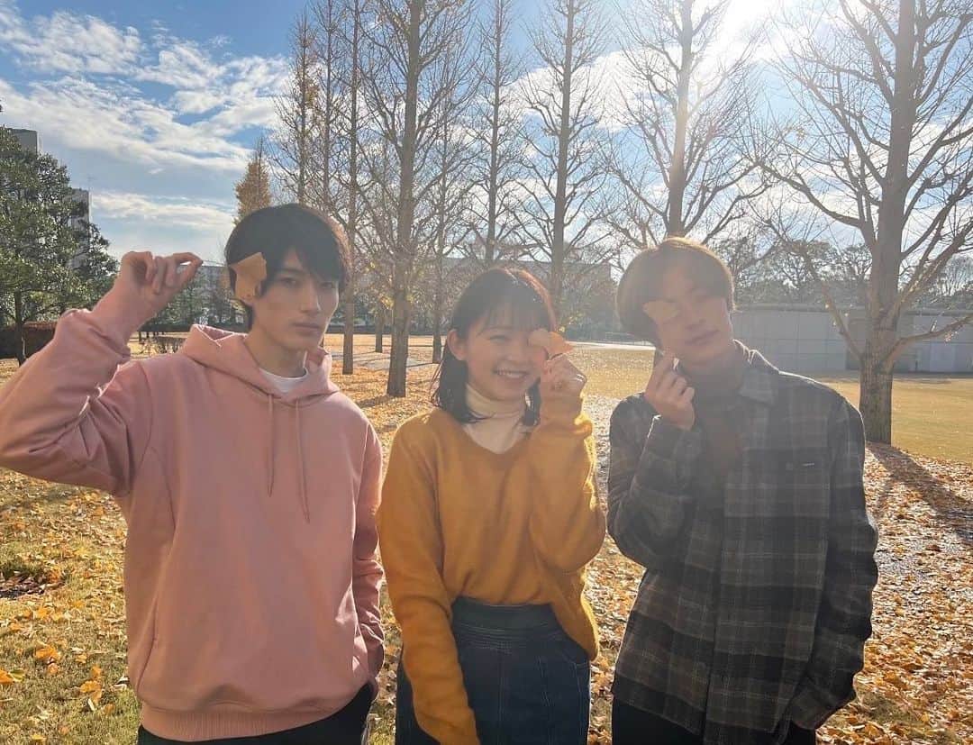 久間田琳加のインスタグラム：「このあと24時58分から 「ブラザー・トラップ」第1話放送です🤍 成瀬兄弟との三角関係、これからどうなっていくのでしょうか、、！😳 ぜひぜひご覧ください🌼 #TBS #ドラマストリーム #ブラザートラップ」