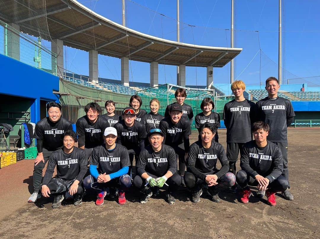 伊藤祐介さんのインスタグラム写真 - (伊藤祐介Instagram)「TEAM AKIRAの自主トレ終了  ほんの少しでも皆さんの力になればと頑張りました！ 今シーズンみんな怪我なく 良い成績残して欲しいですね！  #写真撮る時下がるタイプ #小顔効果」1月24日 21時40分 - ysk.i_1020