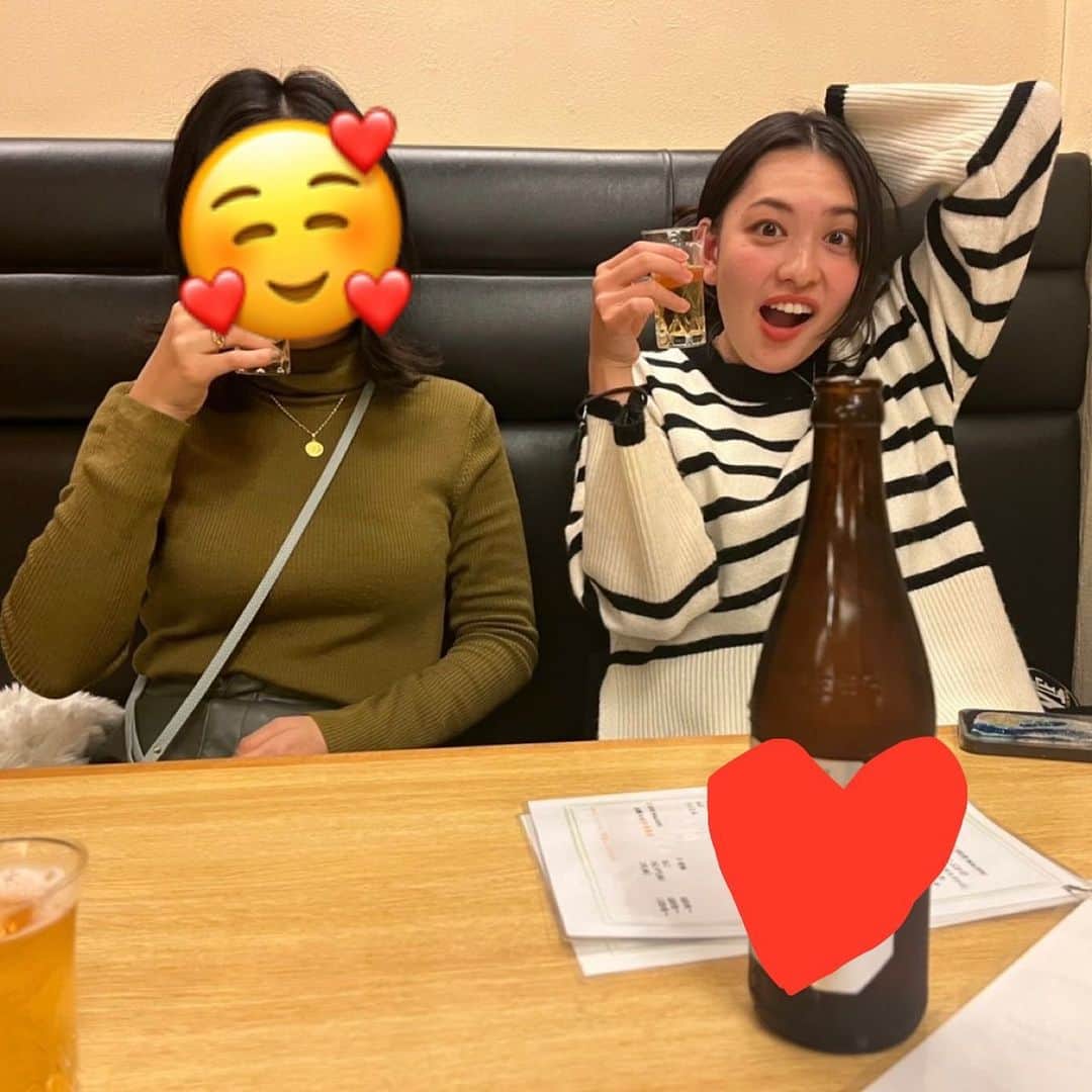 北村優衣さんのインスタグラム写真 - (北村優衣Instagram)「ちょっと前の大阪旅行。🐙 女3人で食べたり飲んだり水族館行ったり、 また食べたり飲んだり楽しかったな〜。 と思って写真見たら、 やっぱりどれも幸せそうな北村。(一部腹立つ顔を除き)」1月24日 22時22分 - kitamura_y910