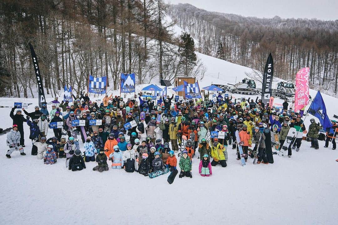 今井胡桃のインスタグラム：「Burton Mystery Series🏔️ 沢山の方にお越し頂き、とても楽しいイベントになりました！ ありがとうございました🏂  #burtonmysteryseries  #burton #altsbandai」
