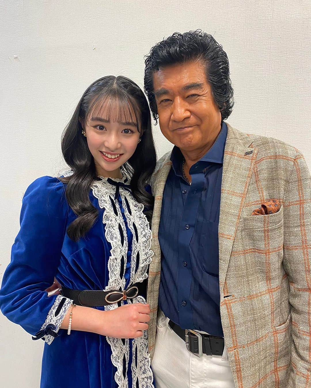 藤岡弘、さんのインスタグラム写真 - (藤岡弘、Instagram)「⭐︎⭐︎  1月28日(土)放送の 「クイズ倍買」(TBS) に藤岡弘、ファミリー登場✨  1週間前にテーマを渡され、 お仕事の合間にお勉強📖をし、 挑んだそうです。  ご期待ください♪  #藤岡弘、#天翔愛　#藤岡真威人  #天翔天音 #藤岡舞衣 #クイズ倍買 #チャレンジ #family  藤岡舞衣 衣装: @coach_japan」1月24日 22時53分 - hiroshi_fujioka_official