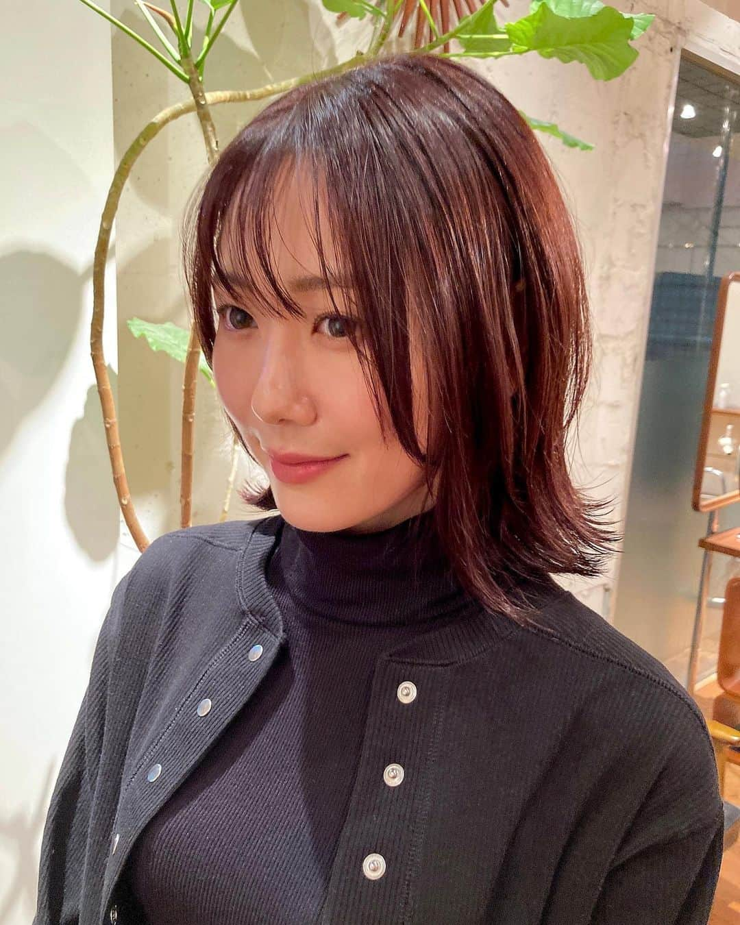 小林ようさんのインスタグラム写真 - (小林ようInstagram)「髪の毛だいぶ伸びてきました💇‍♀️ @yuukitaba_hair  #髪の毛 #メンテナンス #田畑のお兄さん  #hairstyle #haircut #haircolor #hairsalon #美容院」1月24日 22時58分 - yoco12