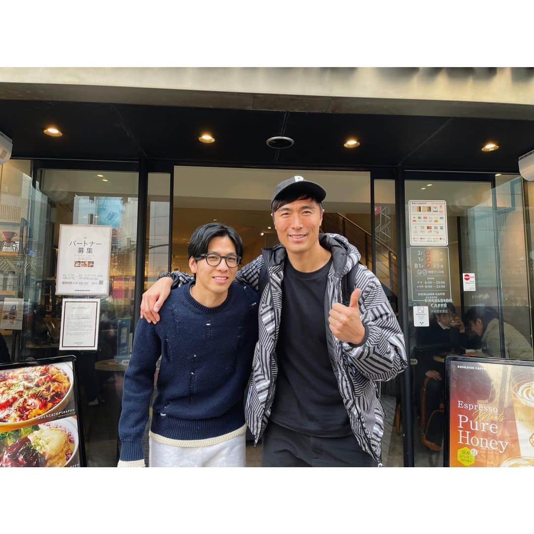 のインスタグラム：「同世代の熱い同志から @yuzo.tashiro  突如横繋がりで現れたアルビレックス新潟に所属していたことがある @gohayama.20   豪と会った、その瞬間から熱い話。 引きせてくるということは 豪も熱漢か！！ 出逢いに感謝！！有三ありがとう！」