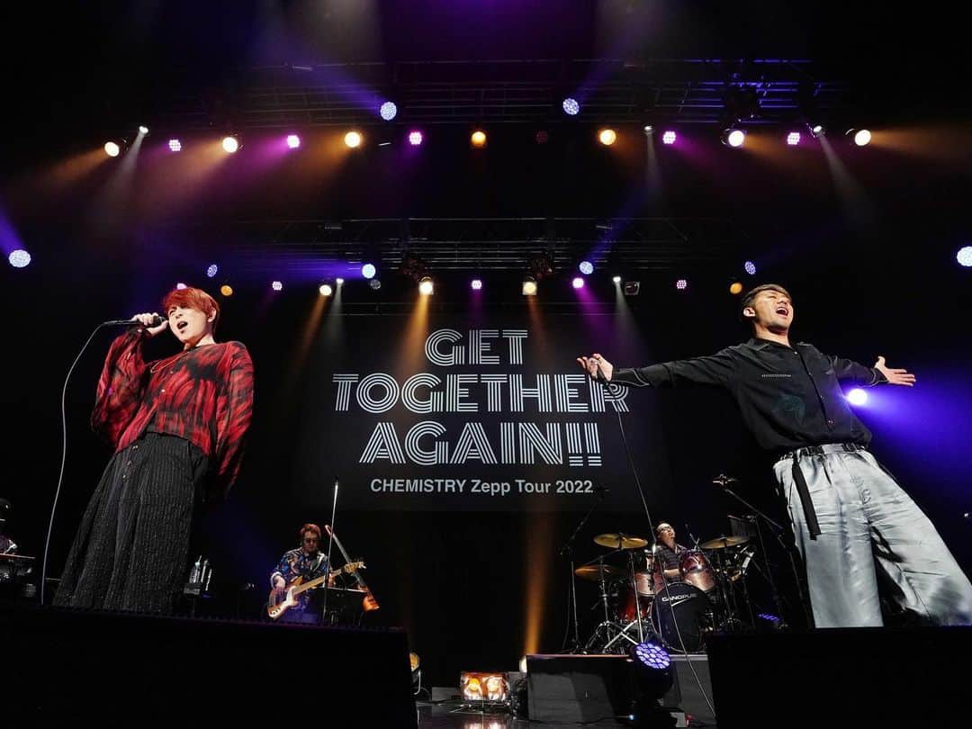 後関好宏さんのインスタグラム写真 - (後関好宏Instagram)「CHEMISTRY  Zepp Tour 2022「Get Together Again!!」  台風で延期になっていたZeppツアーの大阪公演無事にリベンジ出来ました。やっぱり声出し出来るライブは良いですね。 振替公演に来てくださった皆さんありがとう御座いました！！また何処かの会場でお会いしましょう！  #ケミストリー  #CHEMISTRY #GetTogetherAgain #saxophone  #flute」2月23日 7時30分 - gosekky