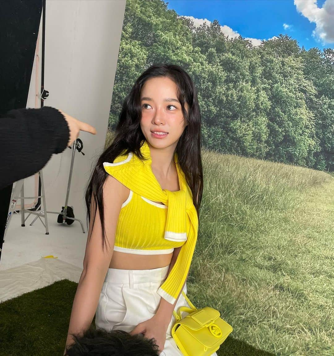 キム・セジョン（Gugudan SeMiNa）さんのインスタグラム写真 - (キム・セジョン（Gugudan SeMiNa）Instagram)「💛」2月23日 7時47分 - clean_0828