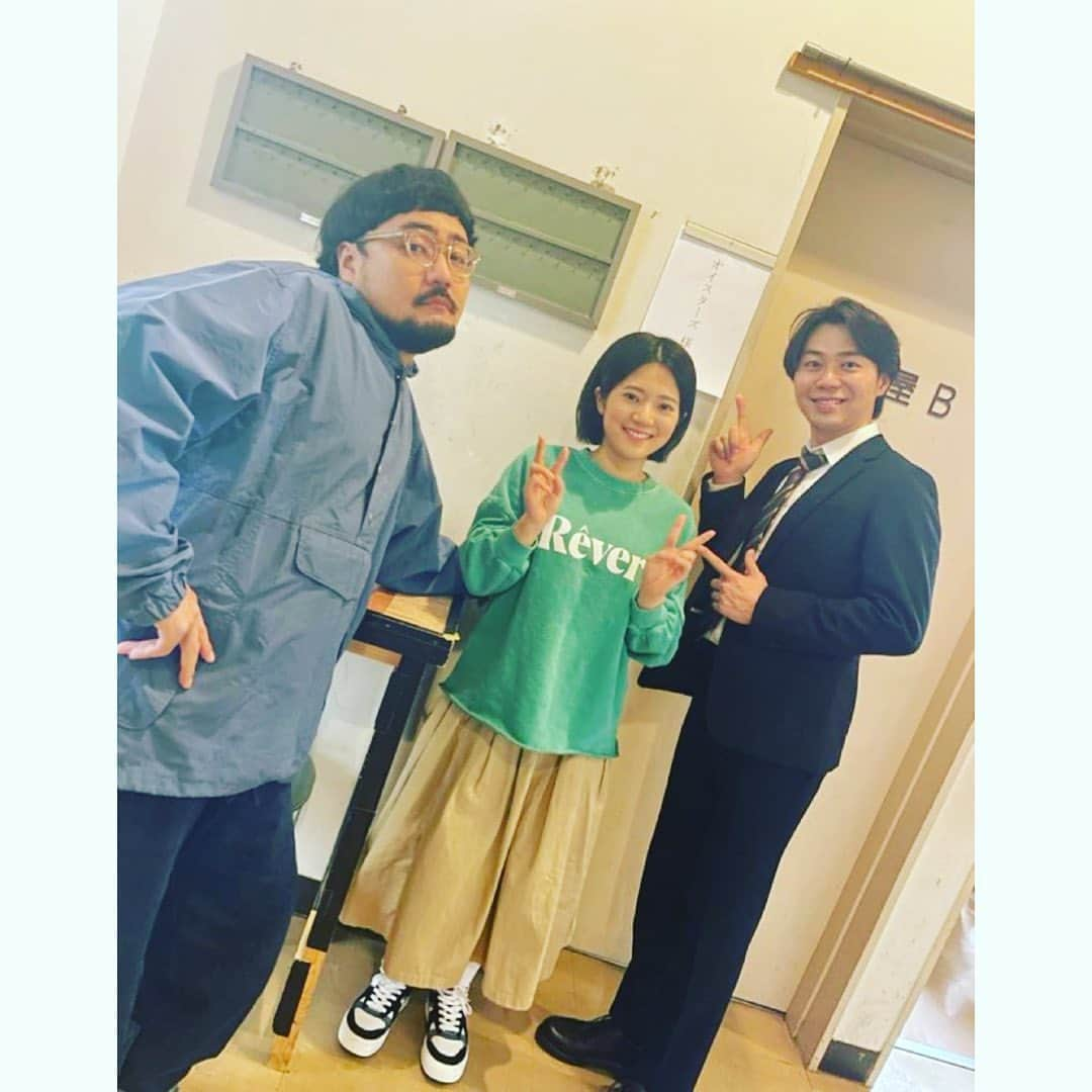 安田遥香（アホロートル）のインスタグラム：「本多劇場で演劇デビューしてきました🙌 めっちゃくちゃ楽しかった...  週末まで公演あるので遊びに来てください！当日券もあります◎  #本多劇場 #15mm本多 #オイスターズ #またコント」