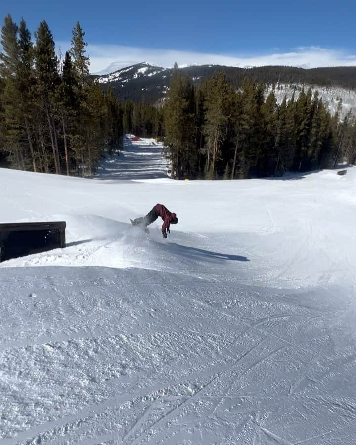 片山來夢のインスタグラム：「Warm up for @dewtour  @woodwardcopper  @coppermtn   #snowboarding」