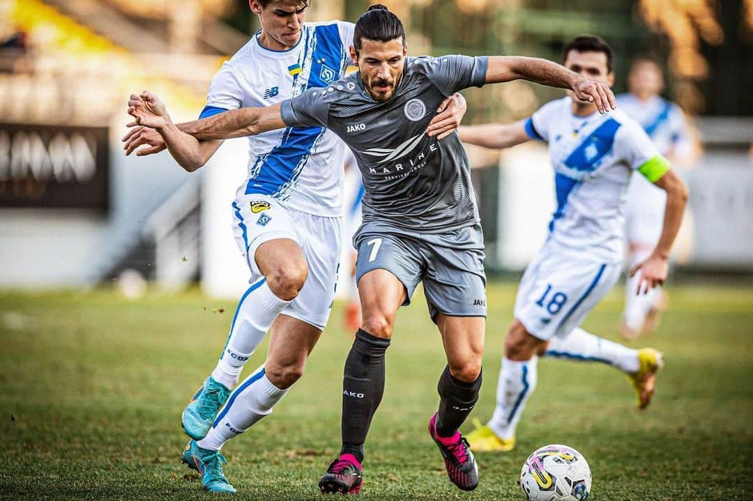 ミロシュ・ヨイッチさんのインスタグラム写真 - (ミロシュ・ヨイッチInstagram)「Happy to score the first goal in the new jersey 💪 let’s go @rigafc」2月23日 1時24分 - _zeka92