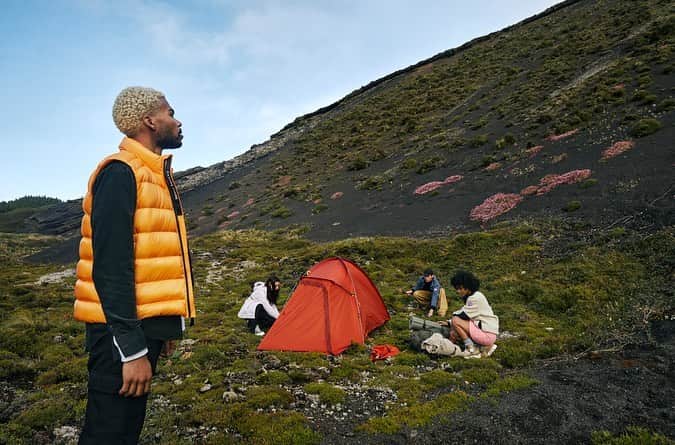 コール・スプラウスさんのインスタグラム写真 - (コール・スプラウスInstagram)「For our third and final installment of my @canadagoose “live in the open” campaigns, we traveled to the Portuguese islands of the Azores. Thank you to everyone in Sao Miguel for showing our crew such hospitality and grace, honored to have visited your lovely island. And thanks to Canada goose + all of the casts and crew over three memorable trips for such incredible experiences.   Talent: @leatriceyoshie_ @djata_irl @sojournerbrown @alexanderbrinitzer @aurorarealini  1st Assistant: @ericmichaelroy  Styling: @maxortegag  Makeup: @michaelgoyette  Hair: @1.800.chanel  Production: @wearenuevo」2月23日 1時49分 - colesprouse
