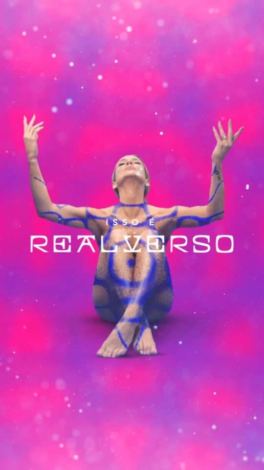 Claudia Leitteのインスタグラム：「O carnaval foi apenas o primeiro capítulo dessa jornada de celebração da vida real. #REALVERSO parte agora para todo o Brasil tornando a nossa realidade sempre mais intensa e verdadeira. E pra você, qual experiência no seu REALVERSO te dá mais satisfação? #CarnavalClaudiaLeitte」