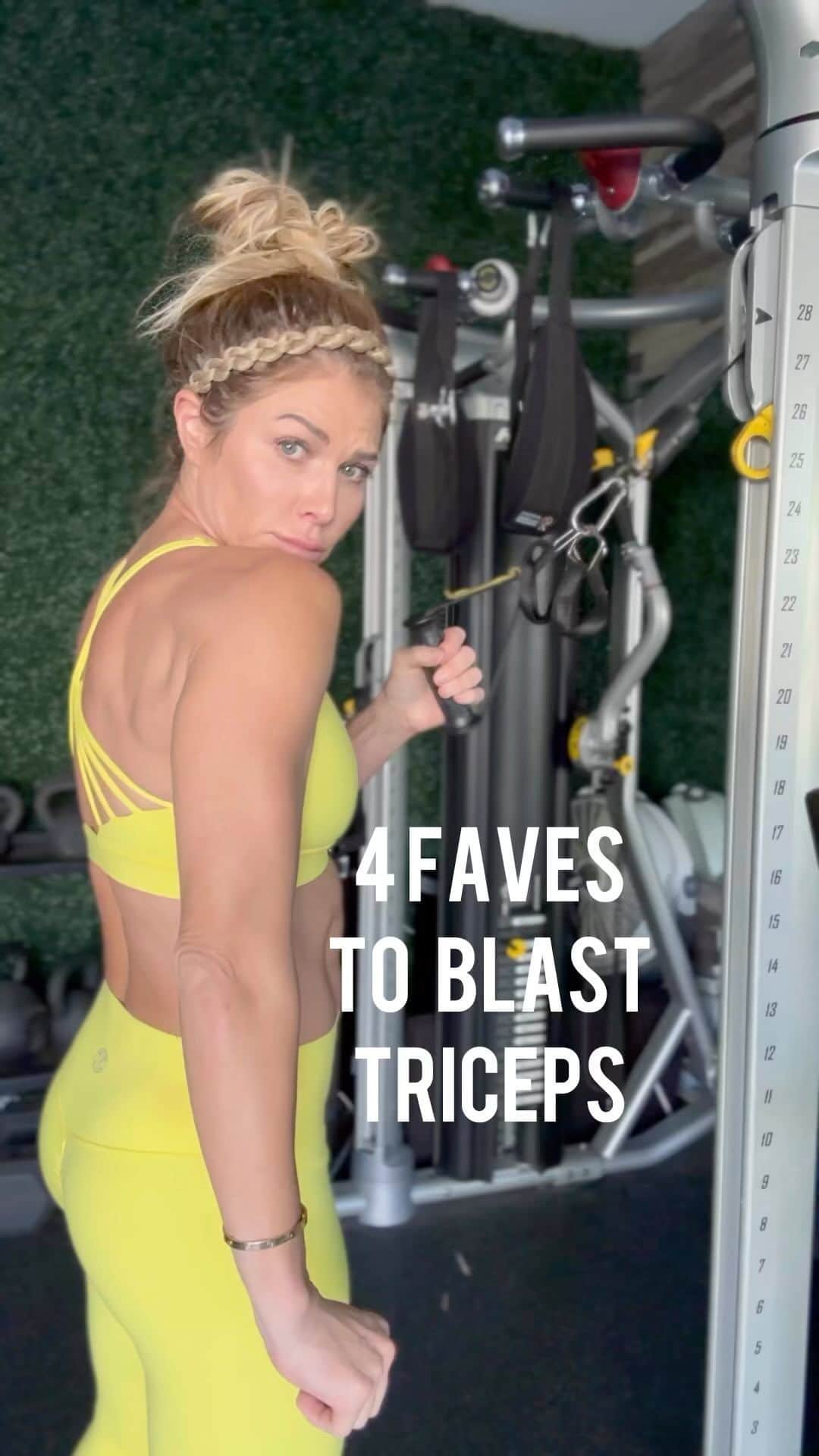 トリー・ウィルソンのインスタグラム：「Simple & Basic. These 4 have been in my faves for years. They make for a tremendous burnout with lighter weights at the end of a workout and they also get the job done quickly & nicely done heavy.   1 spot, get it done.   #basicfavorites #tricepsworkout #armday #simpleexercises #triceps」