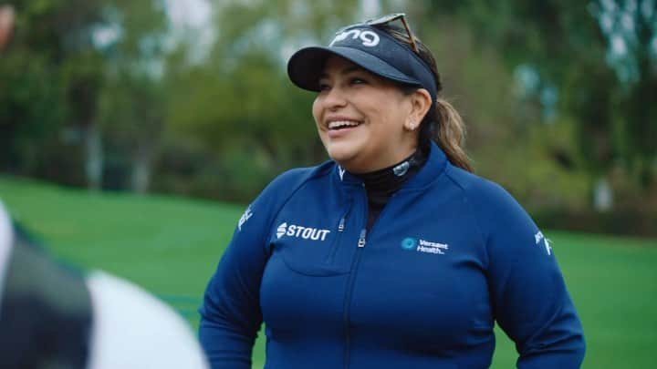 リセット・サラスのインスタグラム：「We are proud to announce that Lizette Salas has been nominated for the Velocity Global Community Impact Award. Lizette has been giving back to our community ever since she became an LPGA Tour player and we couldn’t think of a more fitting honor! Click the 🔗 in our bio to cast your vote today.  Note: Voting starts today and ends March 6. You can cast one vote per day.   #WeAreSoCalPGA」