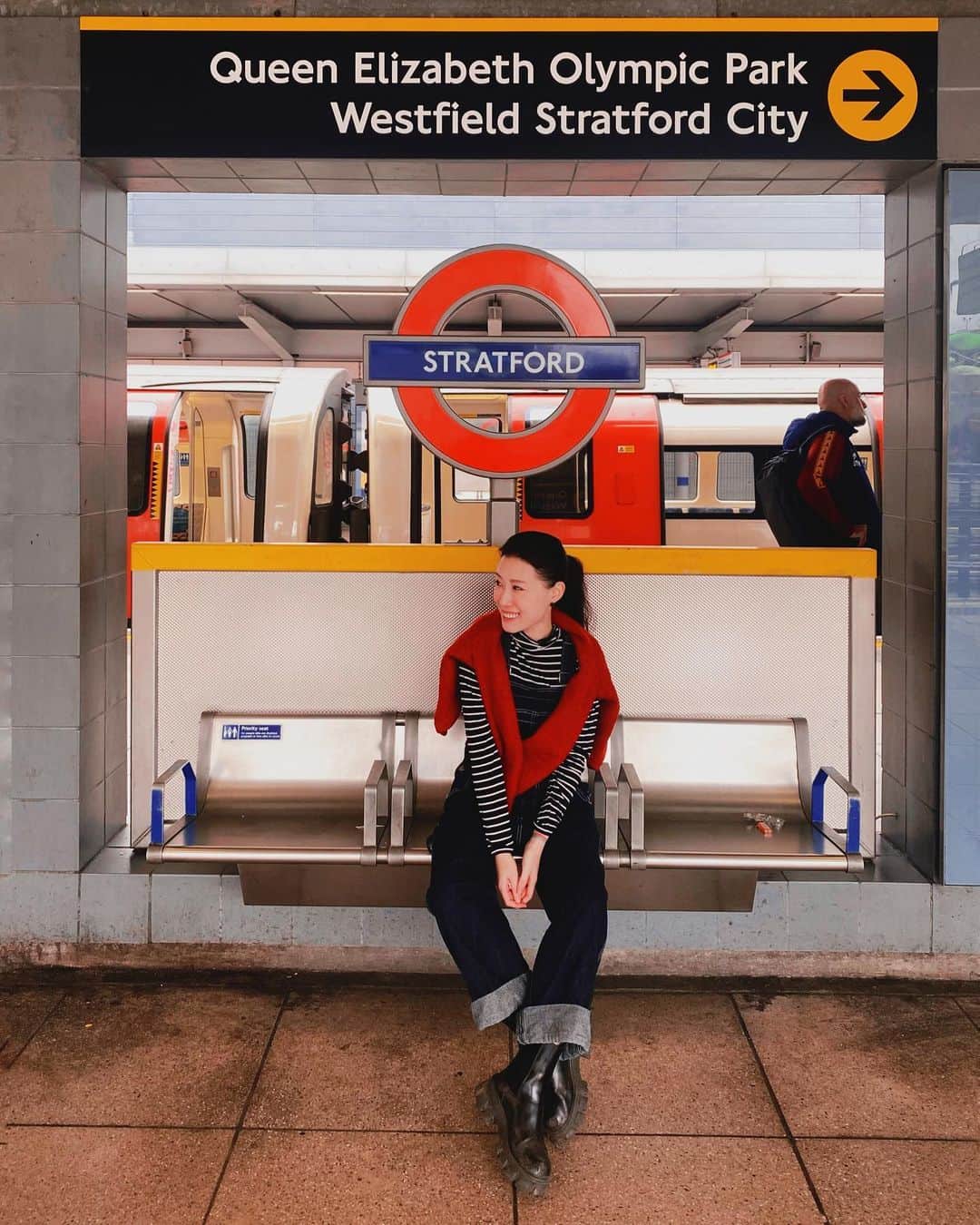 LIKARANAIのインスタグラム：「𝙶𝚘𝚘𝚍 𝙵𝚘𝚘𝚍 𝙶𝚘𝚘𝚍 𝙼𝚘𝚘𝚍 🍽️ A little shopping trip to @westfieldstratfordcity last weekend🛍️  去 趟 美 食 廣 場 當 自 己 去 了 美 食 之 旅 Ϛ⃘๑•͡ .̫•๑꒜ （笑）  。 。 。 。 。 。 #westfield #stratford #food #foodstagram #foodie #foodporn #westfieldstratford #eastlondon #london #uk #londontravel #explorelondon #visitlondon #discoverlondon #londoncitylife #prettylittlelondon #itssolondon #lovegreatbritain #beautifulengland #thisisprettyengland #likeforlikes #shoutout #コメント返し #写真好きな人と繋がりたい #カメラ女子 #カメラ好きな人と繋がりたい #おはようございます」