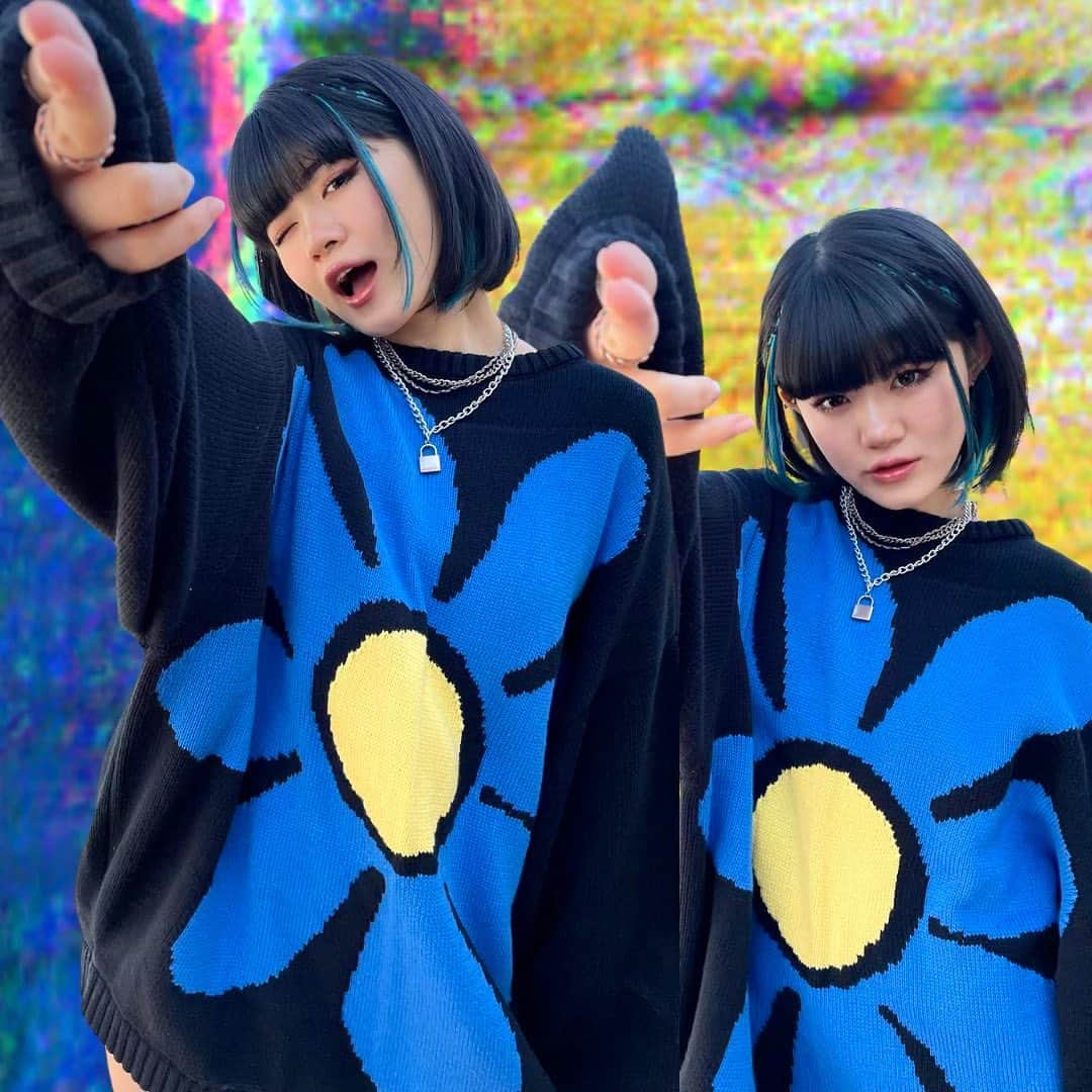 のインスタグラム：「I survive If you follow me then you can see the sun ;)  @candystripper_official 🌼  #candystripper #キャンディストリッパー」