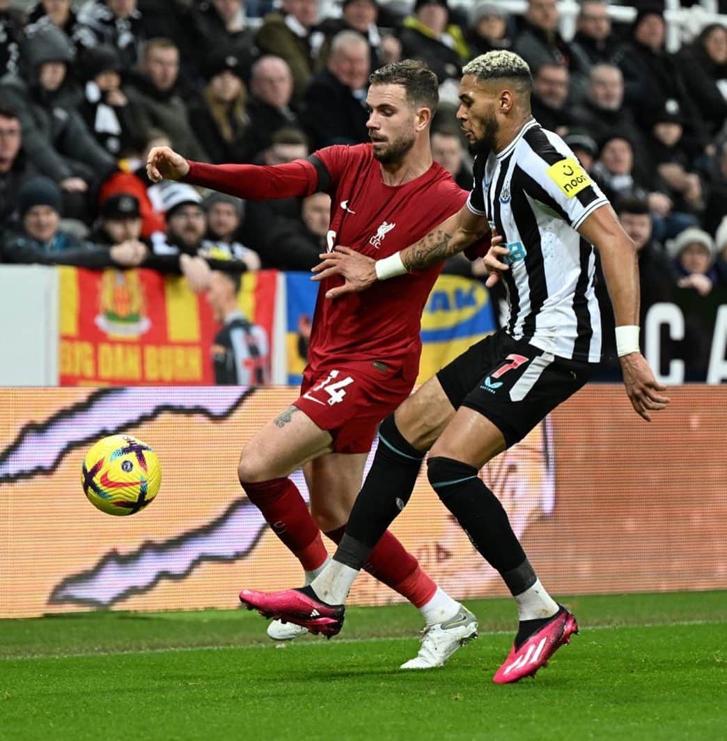 ジョーダン・ヘンダーソンさんのインスタグラム写真 - (ジョーダン・ヘンダーソンInstagram)「Big win at a tough place 💪 #YNWA」2月19日 6時40分 - jhenderson