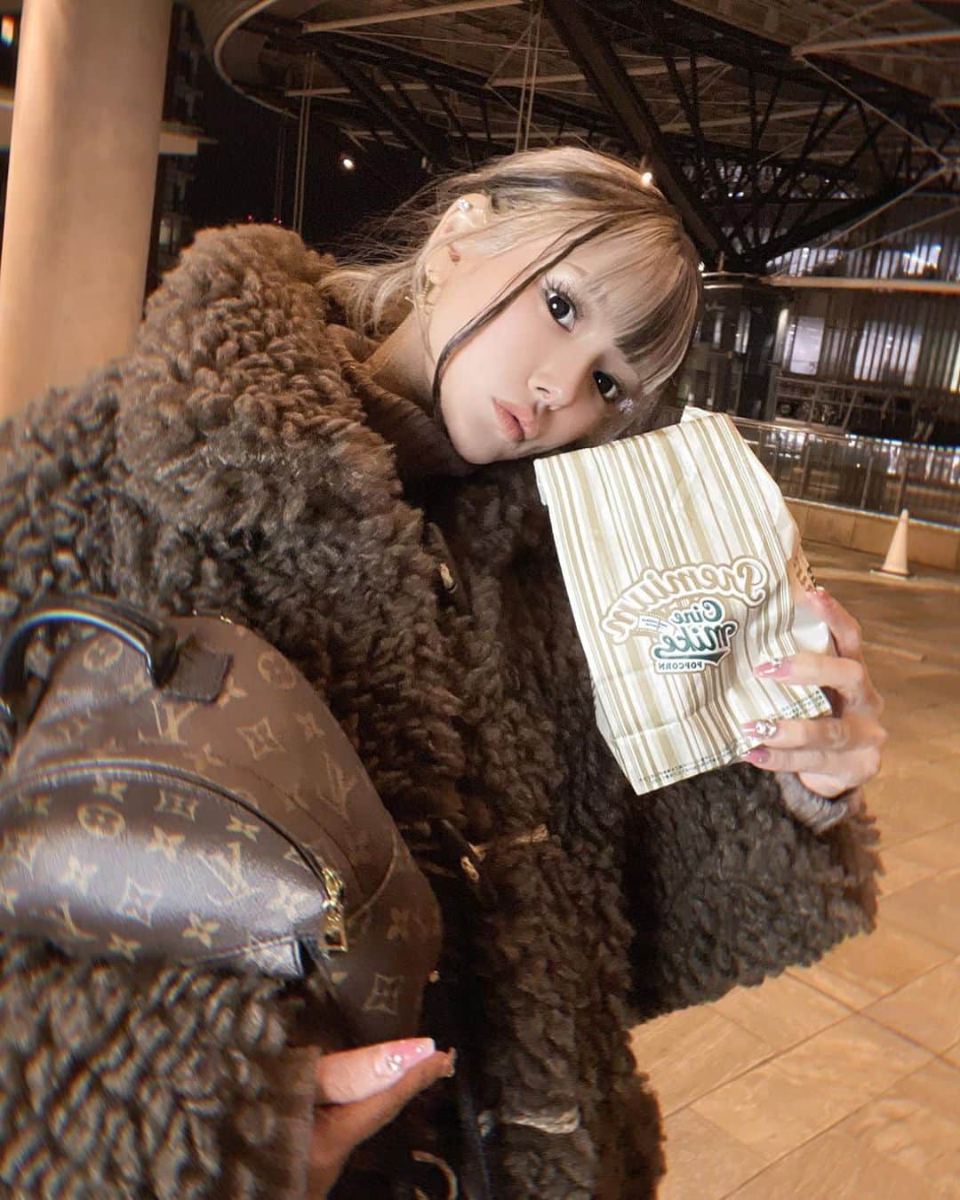 葉月芽生のグルメインスタ