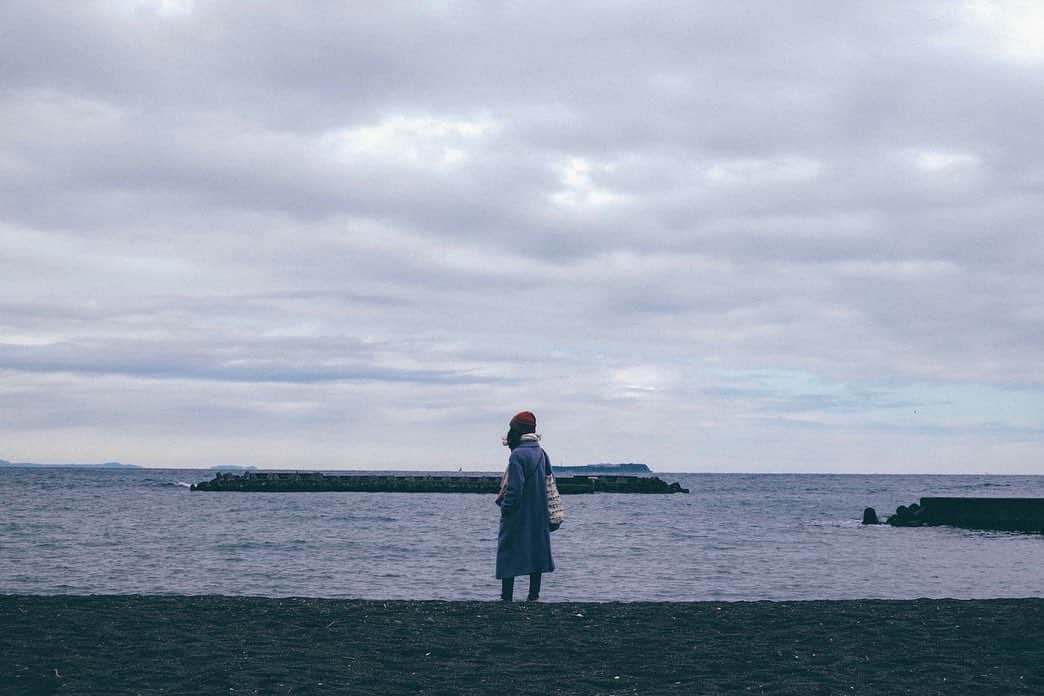 さんのインスタグラム写真 - (Instagram)「よっぴー @y_kurasawa が素敵な写真たくさん撮ってくれた。嬉しい。  #海 #海のある生活 #大室山 #伊豆大島 #sea #sealife」2月19日 12時03分 - fujimoriai